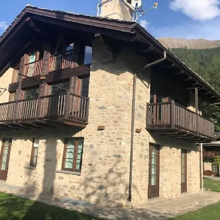 Di Lusso All'interno Del Prestigioso Complesso La Montanina Prázdninový dům Courmayeur